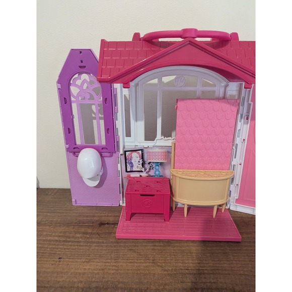 Barbie Dollhouse Glam Getaway Gold & Go 2014 Pink Purple White - Picture 10 of 16
